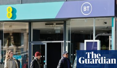 BT warns of smartphone price rises due to chip shortages from AI boom | BT