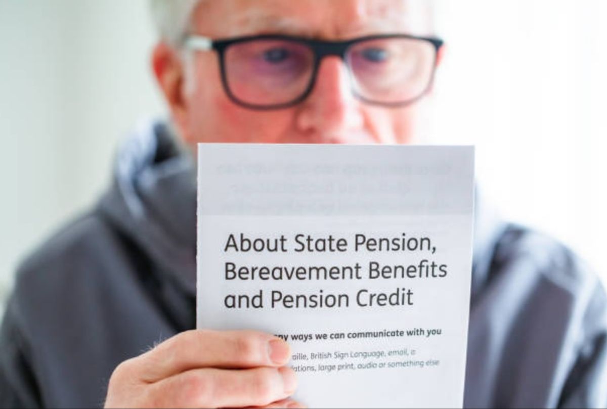 State pensioners born before 1960 told to check bank accounts within 48 hours