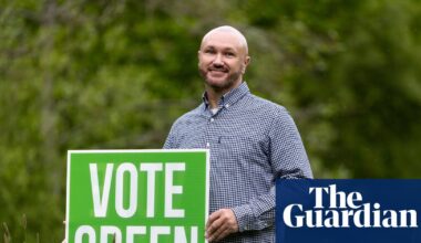 Green party candidate for Makerfield byelection withdraws after nine hours | Green party