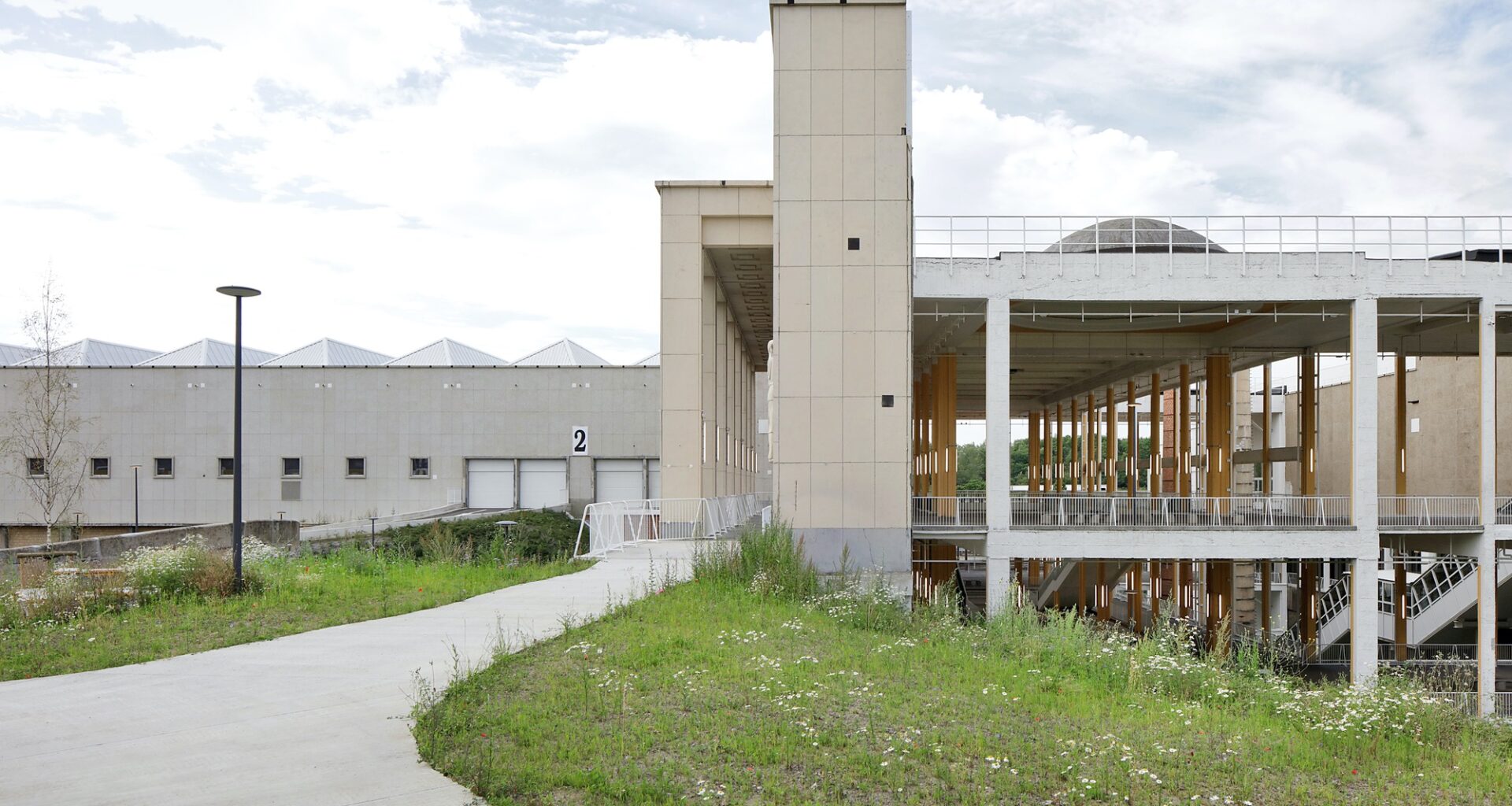 Charleroi Palais des Expositions / AgwA + architecten jan de vylder inge vinck