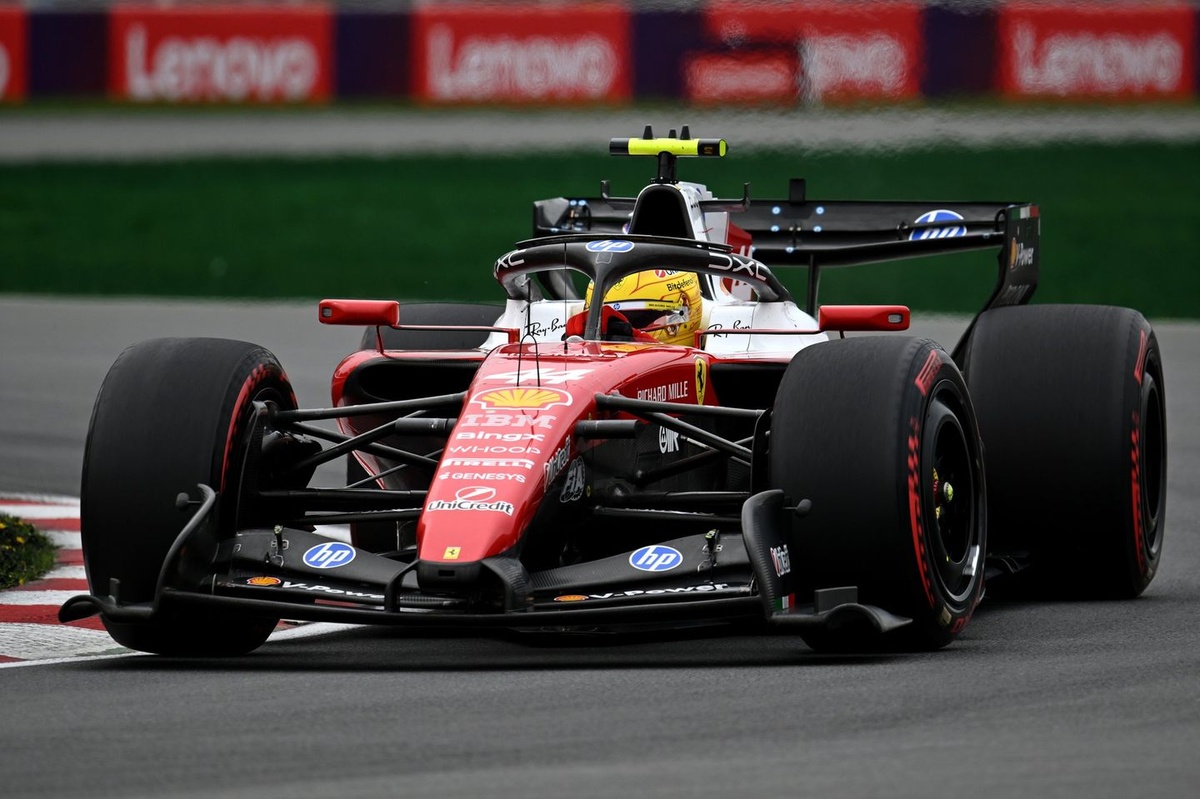 Lewis Hamilton risks Canadian GP grid penalty for impeding - Motorsport.com