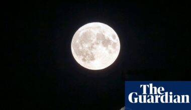 Starwatch: this week’s rare blue moon highlights the strange way we mark our calendar | The moon