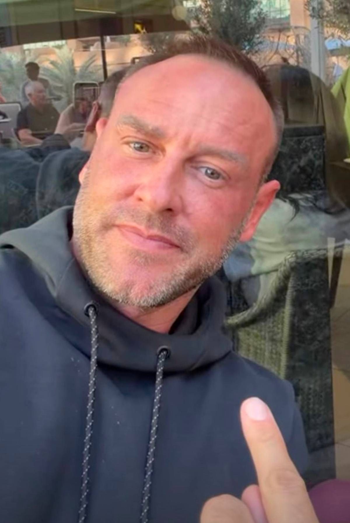 Lee had been supposed to fly to the UK