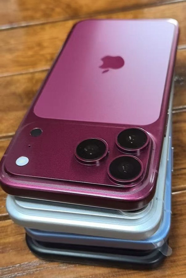 iPhone 18 dummies new colors