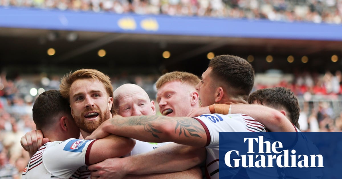 Ruthless Wigan romp to dominant win over Hull KR in Challenge Cup final | Challenge Cup