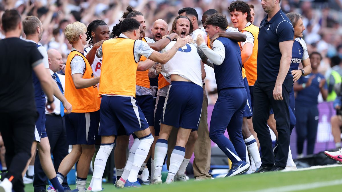 Football London