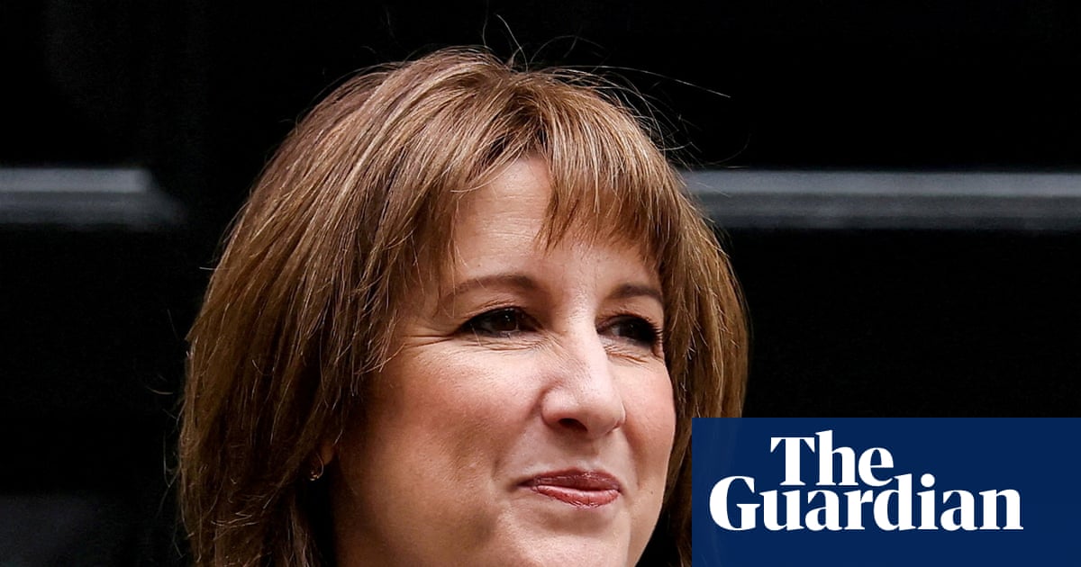Reeves’s tax cut on children’s meals a political ‘soundbite’, say restaurateurs | Tax and spending