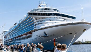 More than 100 cruise ship passengers on Caribbean Princess taken ill with norovirus