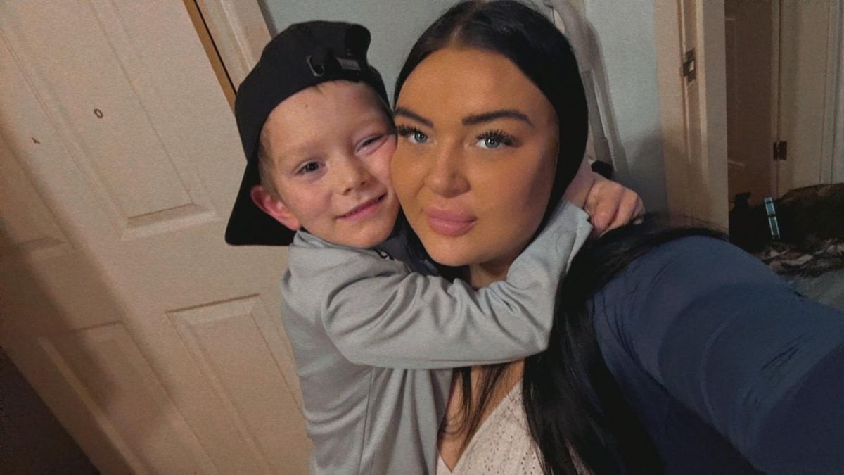 Leo Timney-Peers with his mum Keeley Timney