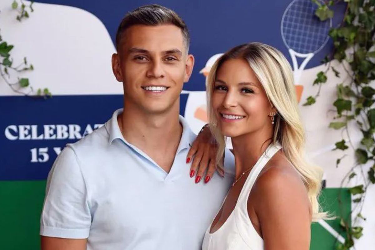 Laura Hilven with Leandro Trossard