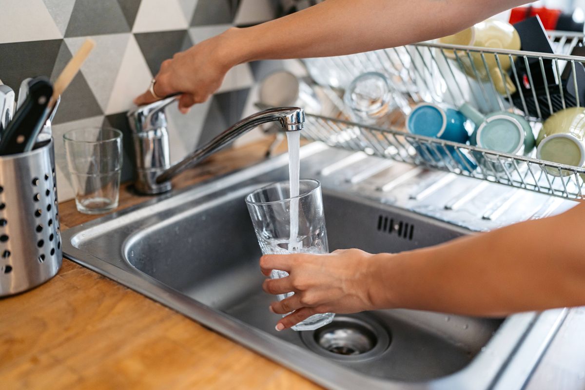 Tap water (stock)