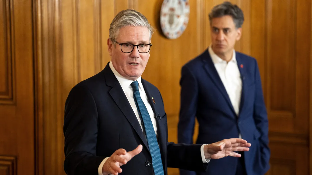 Keir Starmer urged to plan resignation to avert Labour war
