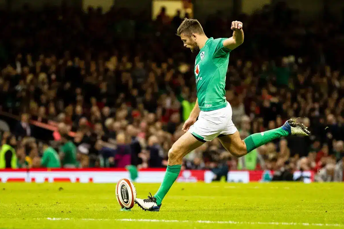 Transfer News: Ireland fly-half linked with early exit after disappointing season