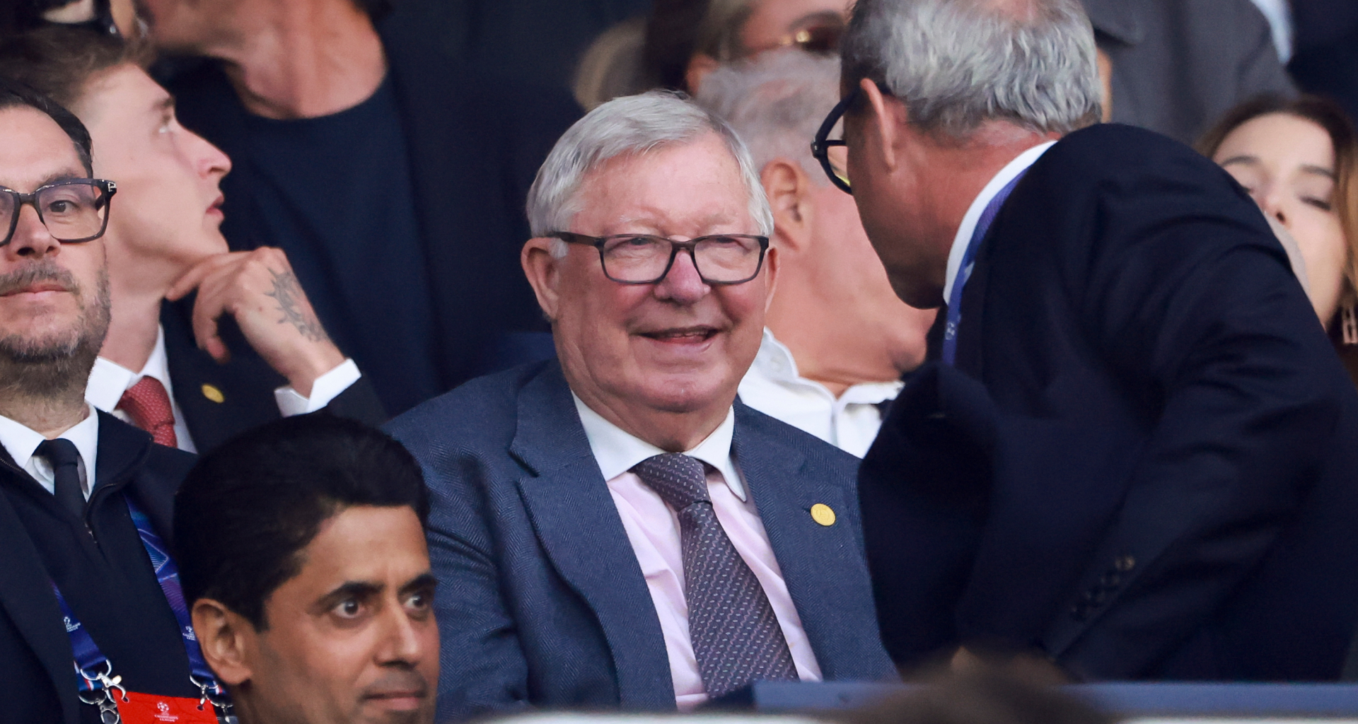 Truth behind claim Alex Ferguson called Arsenal 'boring' in message to PSG president after Champions League victory
