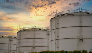 Global Oil Stockpiles Plunge as Iran War Chokes Supply