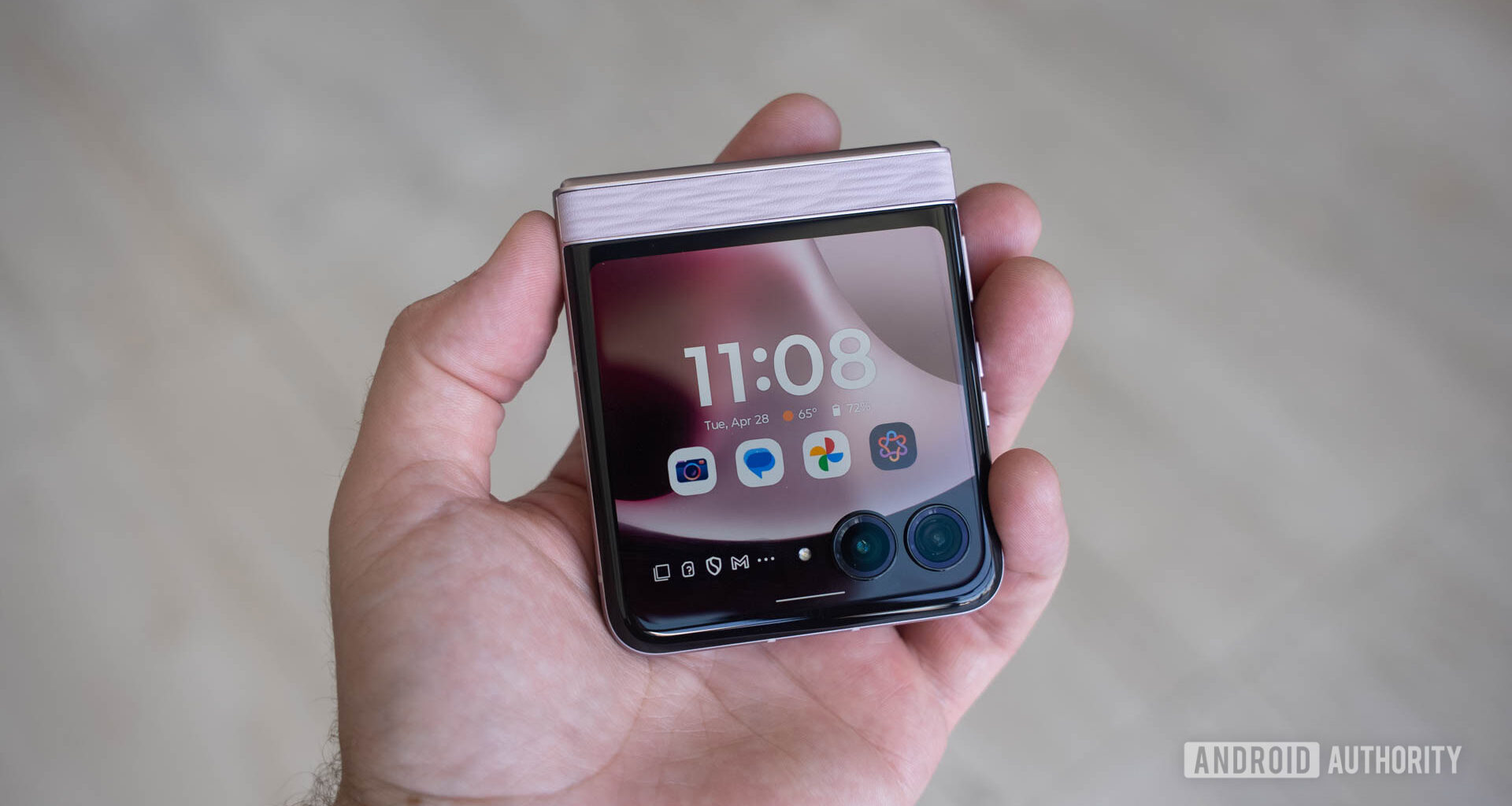 5 Android phones you should buy instead of the Motorola Razr (2026)