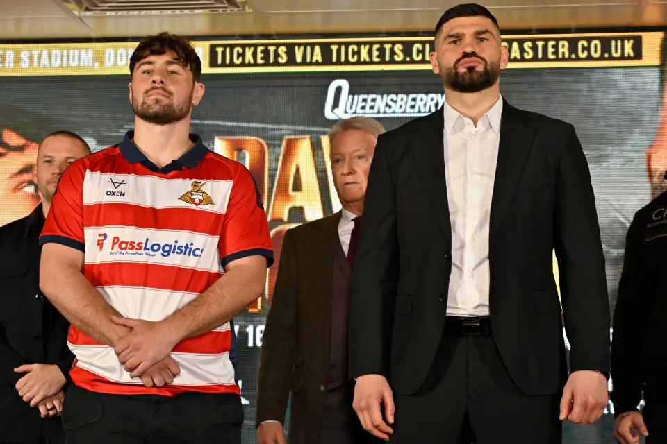 Dave Allen and Filip Hrgovic facing off
