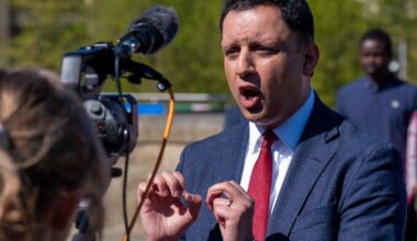 Scottish NHS using private capacity 'will end two-tier system', Sarwar claims