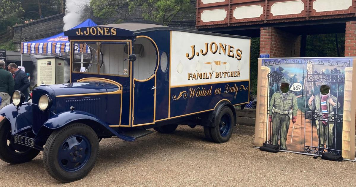 Dad's Army Museum in Thetford repairs Corporal Jones' van