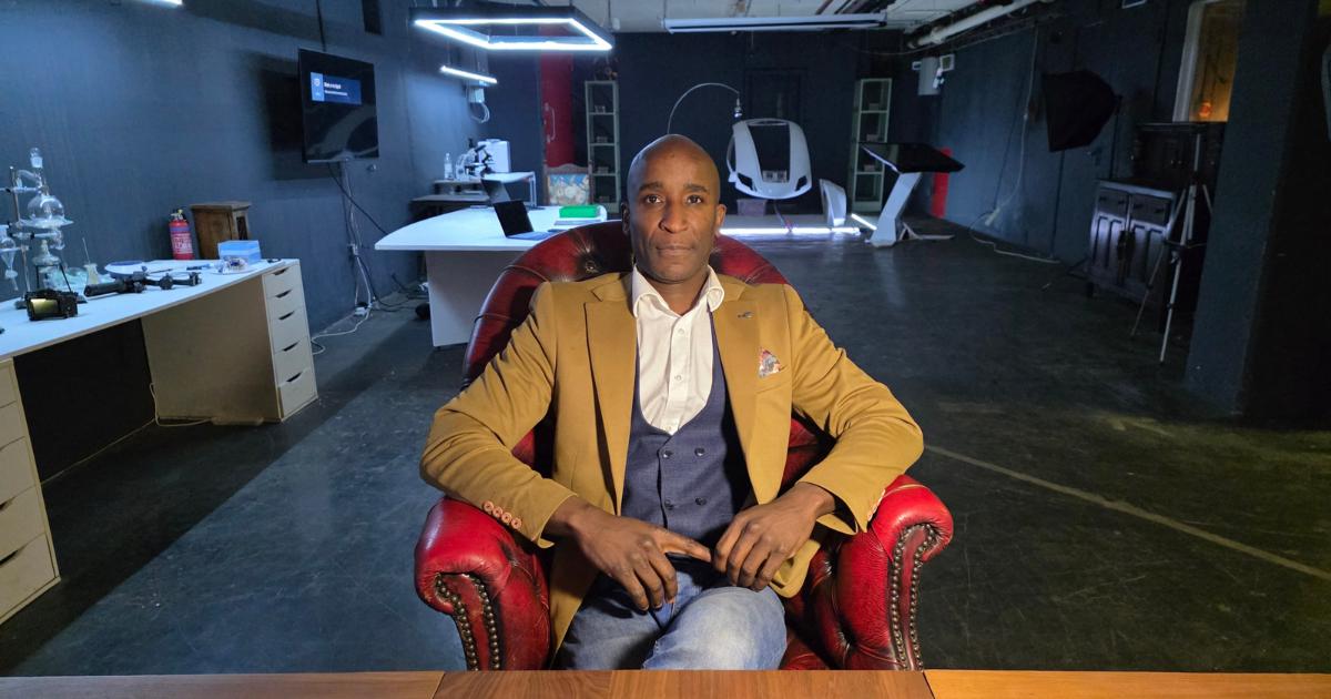 Who is William Sachiti, CEO of Academy of Robotics?