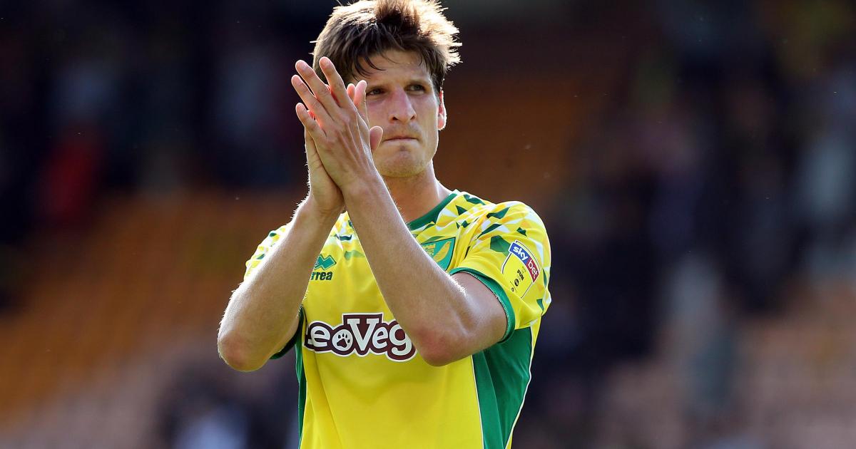 Canary cult hero Klose lands youth management role