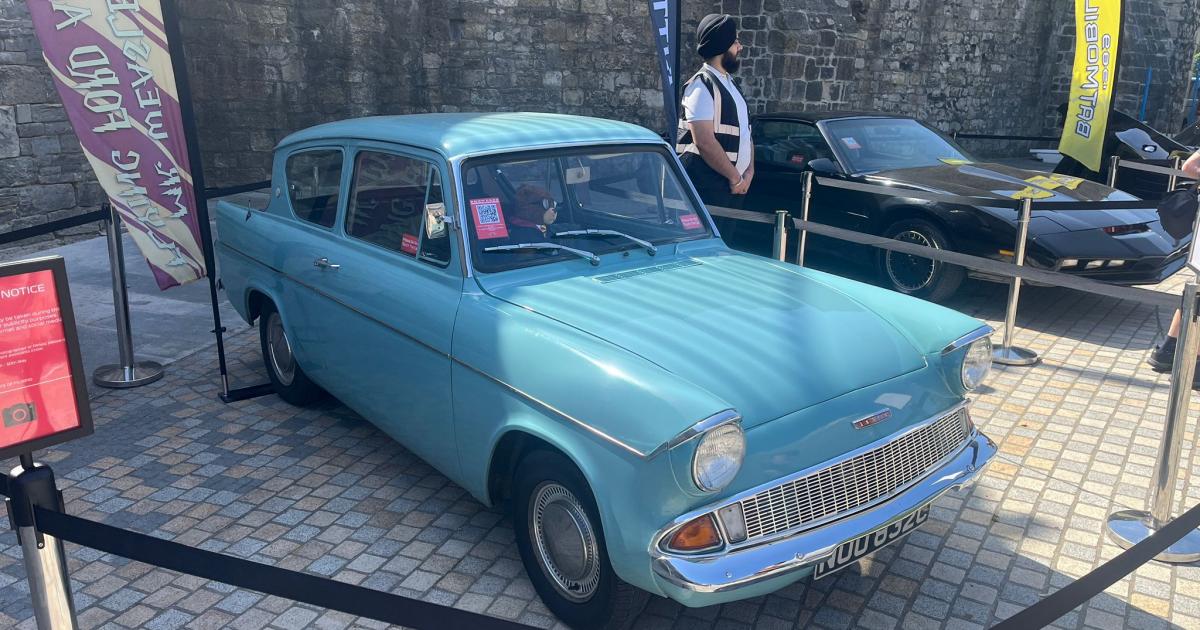 Iconic Harry Potter flying car lands at Southampton's Westquay