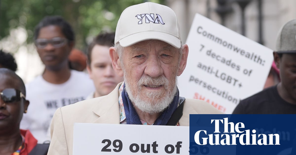 Ian McKellen joins march for LGBTQ+ equality in Commonwealth countries | Ian McKellen