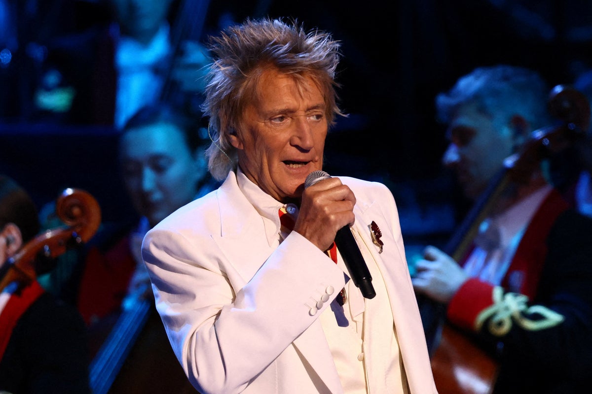 Rod Stewart cancels Las Vegas shows at last minute on ‘doctor’s advice’