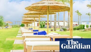 German tourist awarded €1,000 after losing out on sunloungers at Greek hotel | Germany