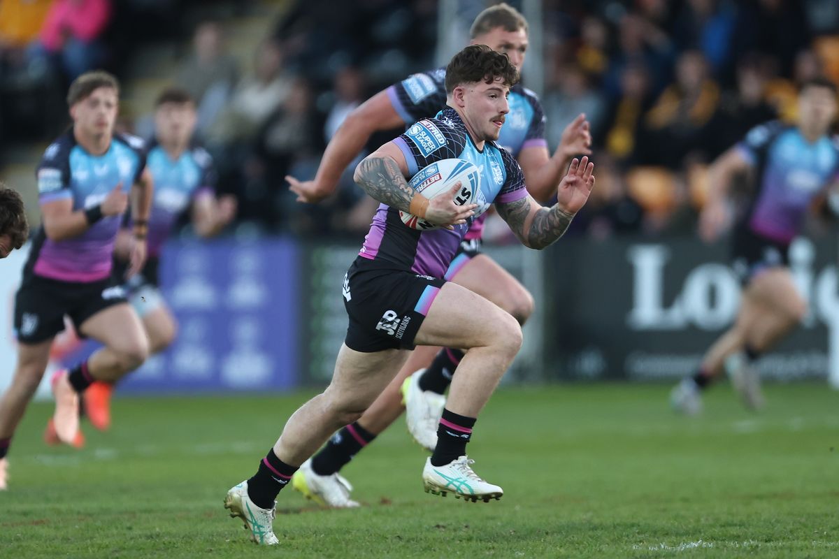 Amir Bourouh in action for Hull FC.