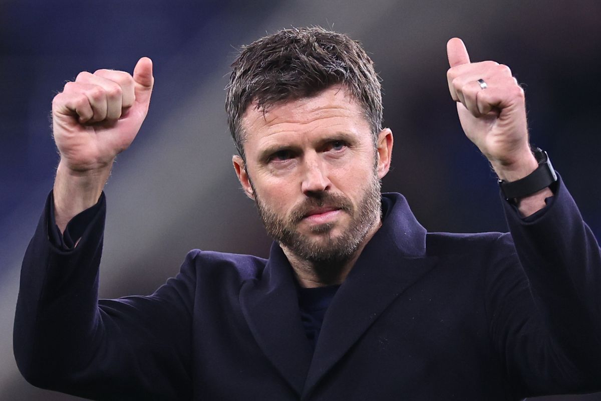 Manchester United head coach / manager Michael Carrick celebrates at full time during the Premier League match between Everton and Manchester United at Hill Dickinson Stadium