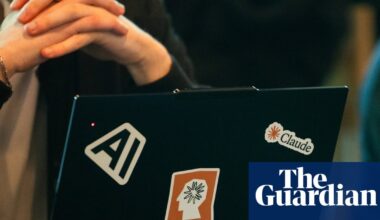 Workers need greater say over AI rollout, says TUC-backed report | AI (artificial intelligence)