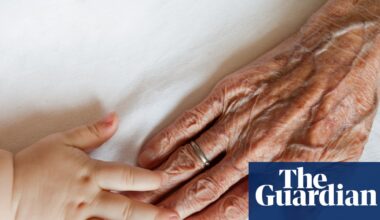 The tipping point: what happens when deaths outnumber births? | Population
