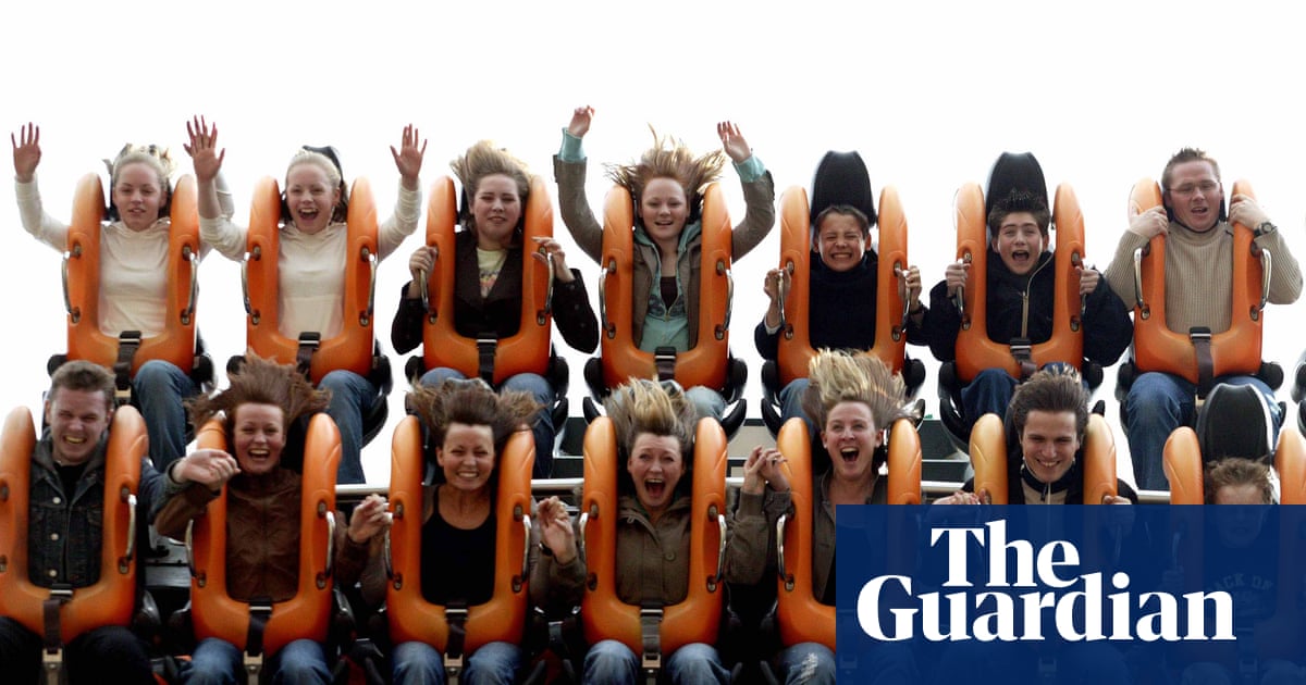 Reeves cuts VAT on summer days out to 5% as part of cost of living support | Tax and spending