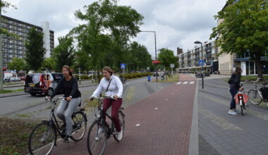 “Young people don’t give a damn about a sign”: Amsterdam set to trial 20kph speed limit on cycle paths to clamp down on fast illegal e-bikes – but lack of fines slammed as “pointless” - Cycling News | Bike Reviews