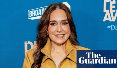 Broadway star Jessica Vosk appeals for privacy after ‘super-fan’ sneaks into dressing room | Theatre