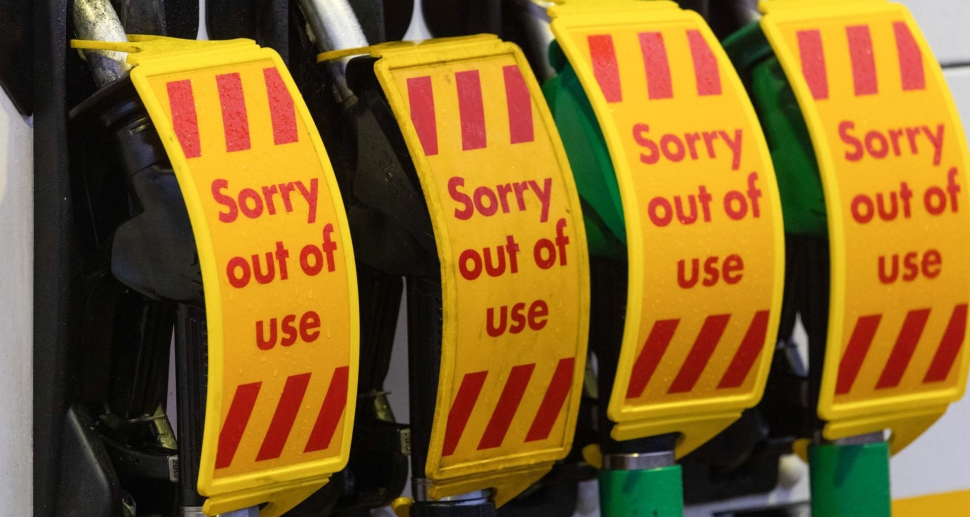 UK eases sanctions on Russian oil imports as fuel prices soar | Russia-Ukraine war News