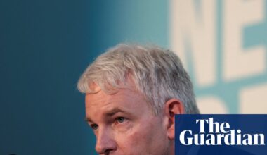Reform UK civil service plan ‘would sack more planning officers than exist’ | Reform UK