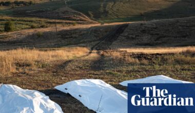 Nearly half a million Russians killed in Ukraine war, UK spy chief says | Russia