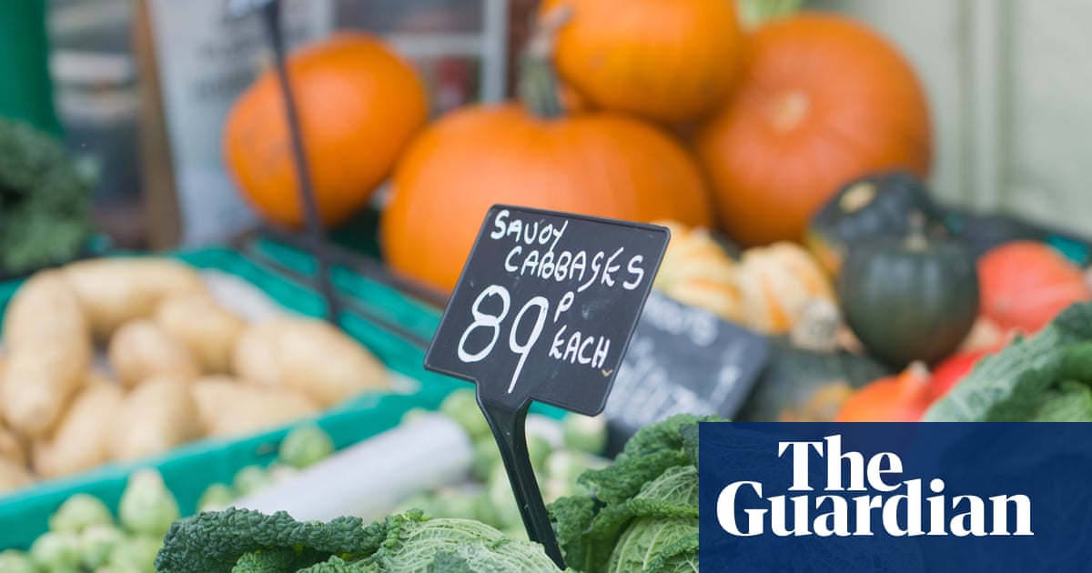 Rural Britain is becoming ‘food desert’ for lower-income families, study finds | Food poverty