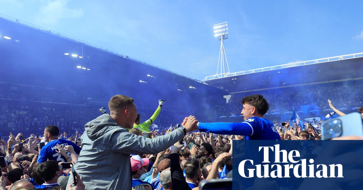 Ipswich promoted to Premier League in style after rolling over QPR | Championship