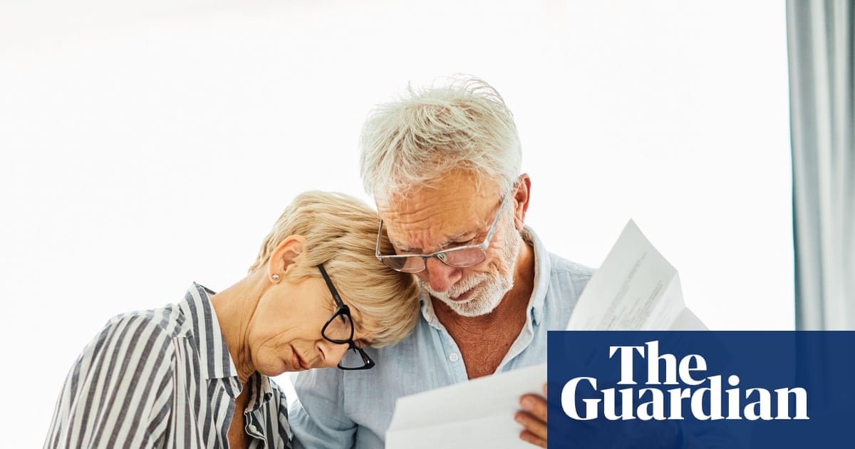 Government-backed Pensions Commission calls for action on gender savings gap | Pensions