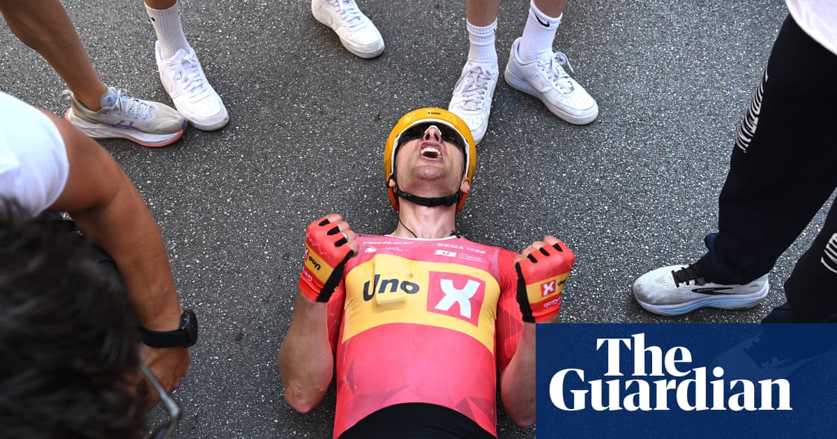 Giro d’Italia: Dversnes wins stage 15 as Milan finale neutralised by rider complaints | Giro d'Italia