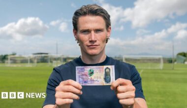 Scott McTominay with the new Bank of Scotland new limited edition £20 banknote featuring an image inspired by McTominay's overhead-kick for his now-famous World Cup qualifying goal for Scotland against Denmark.