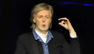 Paul McCartney says John Lennon was Beatles’ favourite on Chicken Shop Date - London Evening Standard
