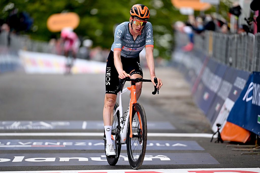 CORNO ALLE SCALE, ITALY - MAY 17: Thymen Arensman of Netherlands and Netcompany INEOS Cycling Team crosses the finish line during the 109th Giro d&amp;apos;Italia 2026, Stage 9 a 184km stage from Cervia to Corno alle Scale 1469m / #UCIWT / on May 17, 2026 in Corno alle Scale, Italy. (Photo by Tim de Waele/Getty Images)