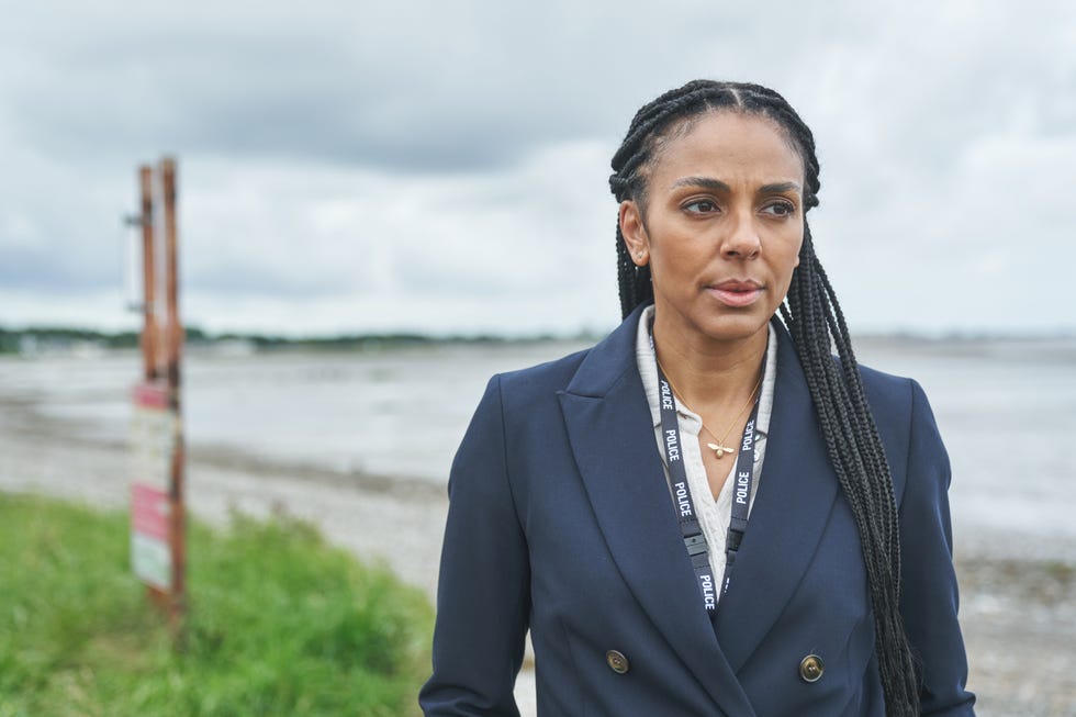 Marsha Thomason, The Bay season 5 marsha thomason, the bay season 5