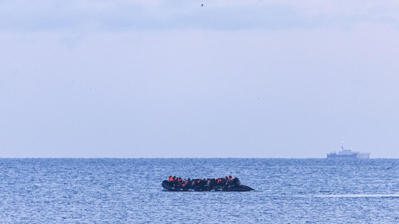 Two women die on migrant boat attempting to reach the UK from France