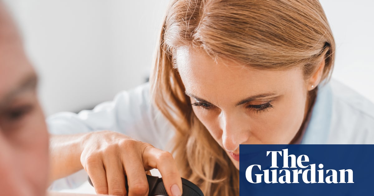 Melanoma skin cancer cases in UK hit record level, analysis finds | Skin cancer