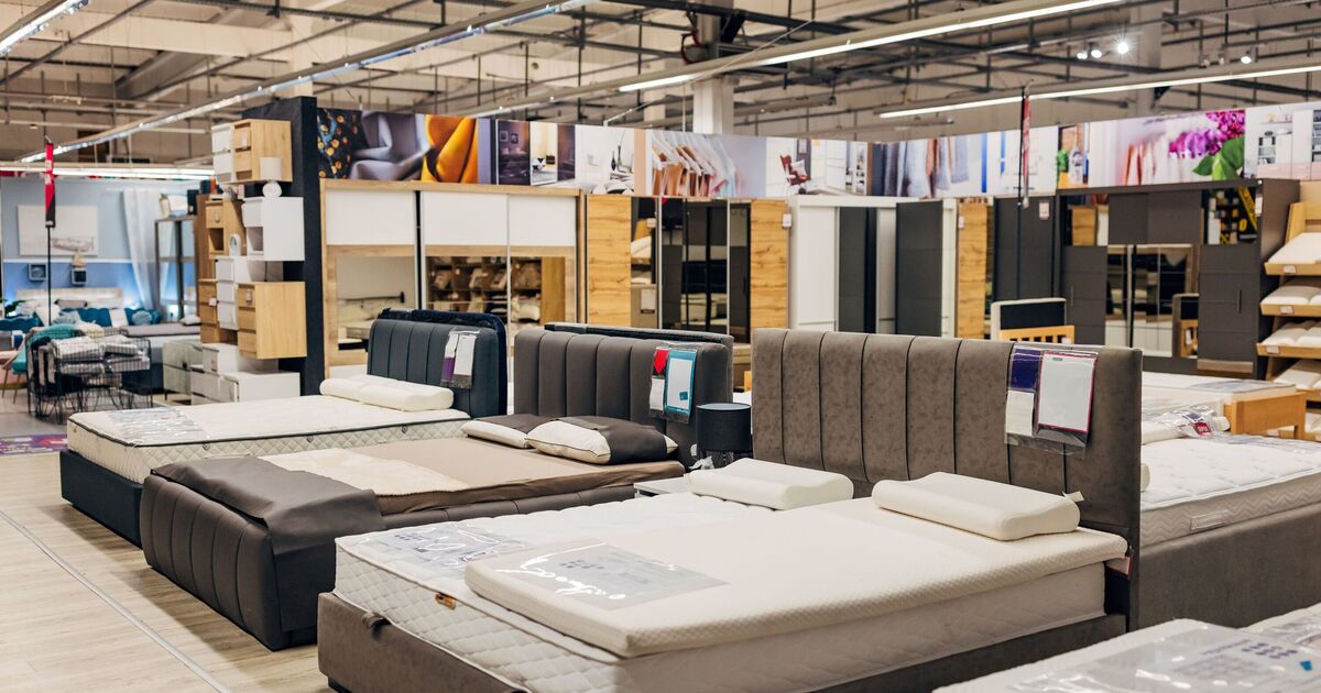 UK furniture retailer plunges into administration - in business for 150 years | UK | News